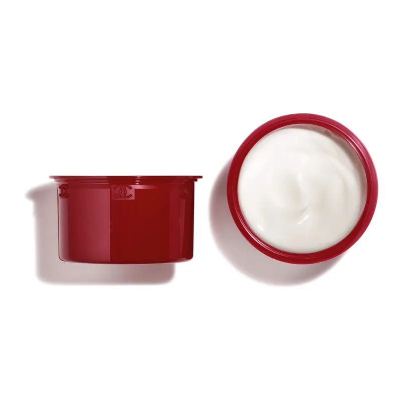 N°1 DE CHANEL REICHHALTIGE REVITALISIERENDE CREME - NACHFÜLLUNG GLÄTTET - NÄHRT - SCHÜTZT VOR WINTERLICHEN EINFLÜSSEN 50 g Saisonangebot