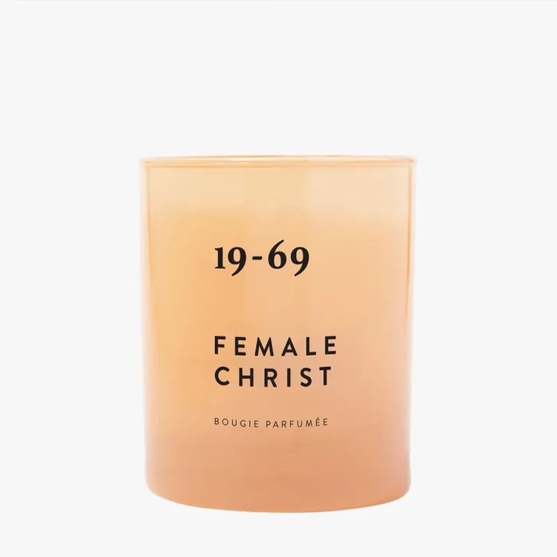 Female Christ – Candle Must-Have